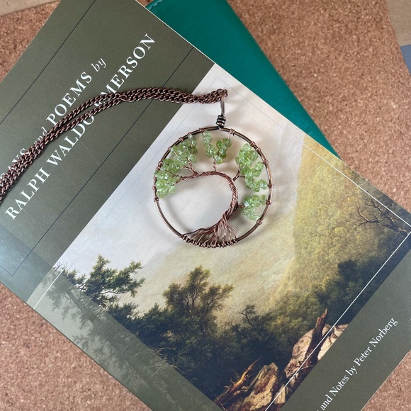 Peridot tree of life wire wrapped necklace - Picture 3 of 6